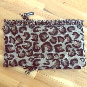 Bebe Leopard Blanket Scarf